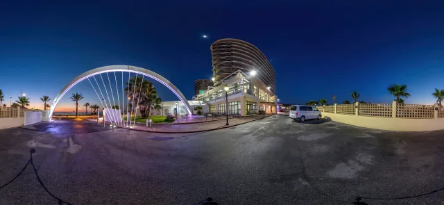 Hotel Puente Real