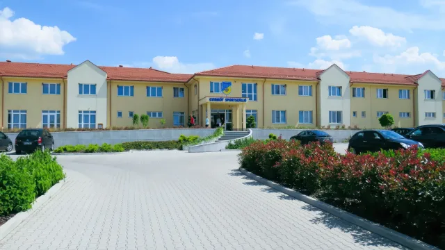 GYIRMOT Hotel