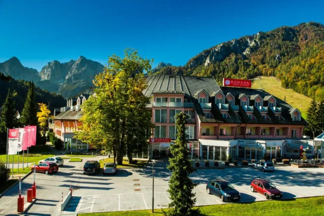 Ramada Hotel & Suites
